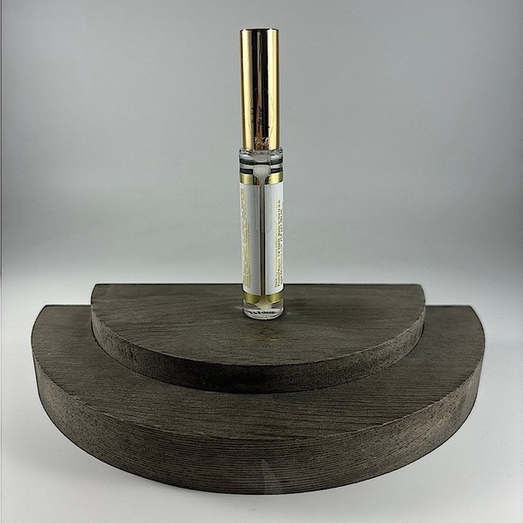 LipSense Ooops! Lip Color Remover NEW Oops Lipstick Mistake Corrector Made in US - Picture 3 of 5